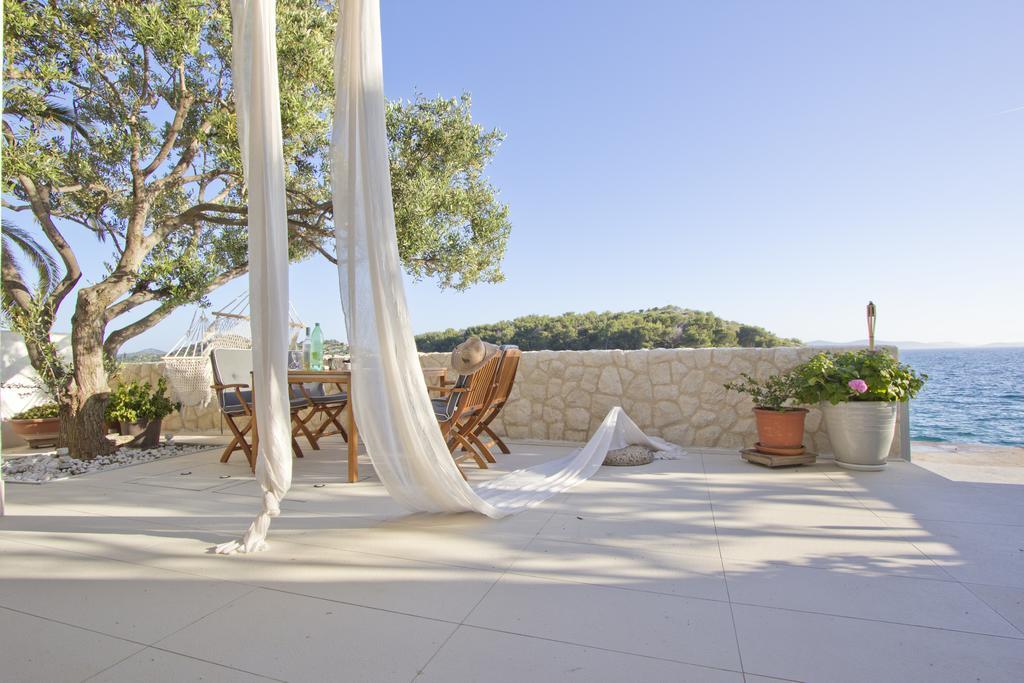 Casa Mano Tribunj With Beach Экстерьер фото